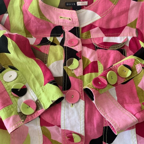 Linen multi color jacket With matching material buttons - Picture 4 of 5